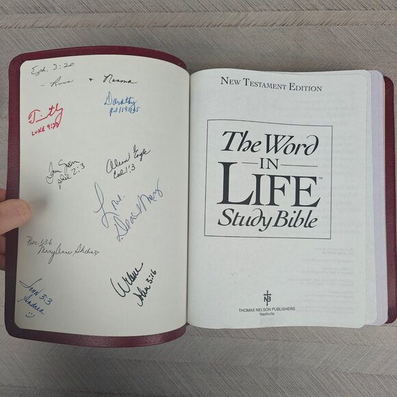 The Word In Life Study Bible New Testament Edition NKJV Red Genuine Leather 1993 - Picture 4 of 12